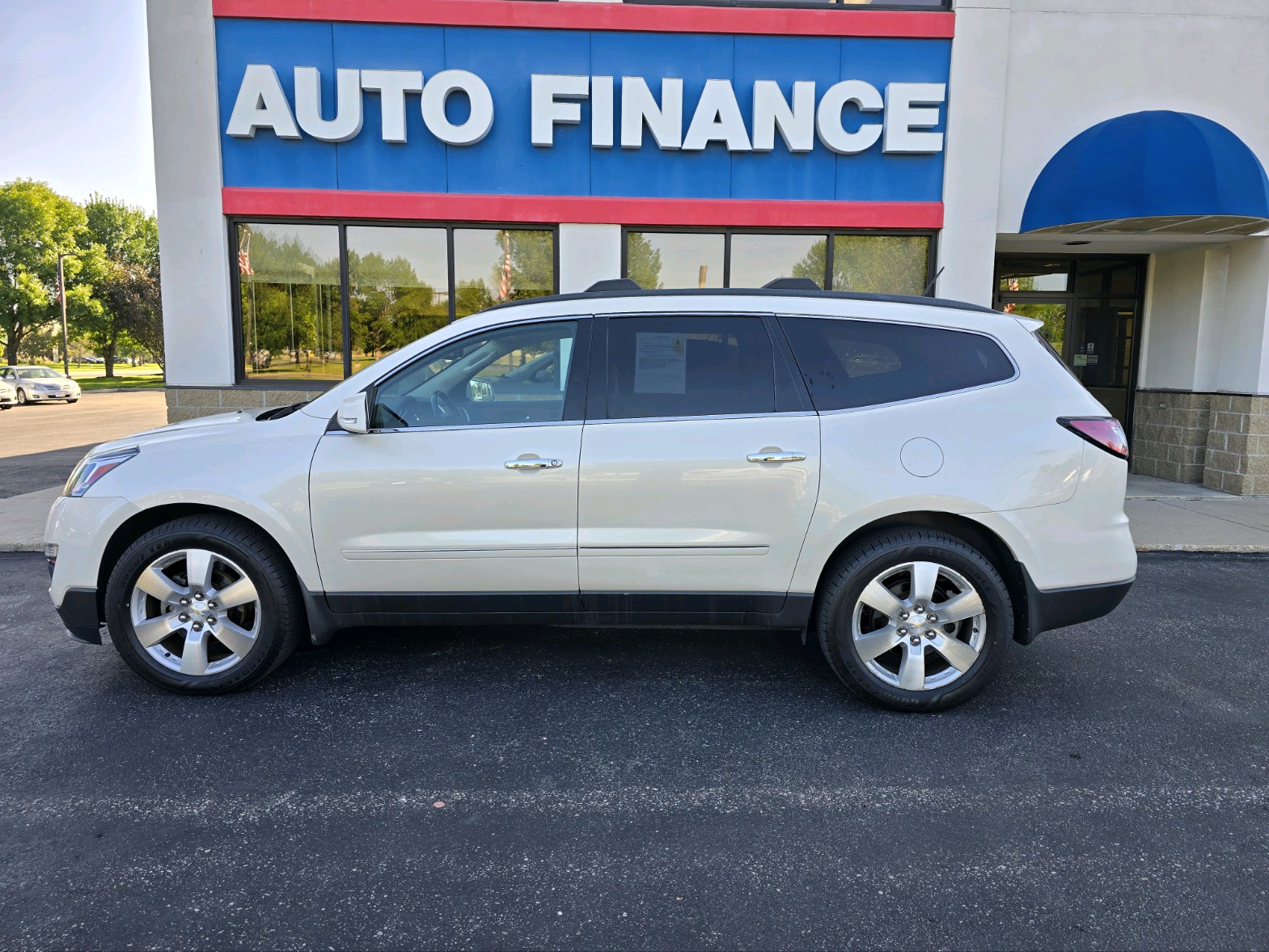 photo of 2015 Chevrolet Traverse LTZ AWD